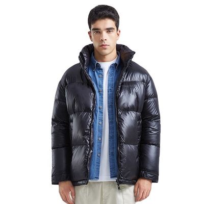 Giù l'abbigliamento brevi 2 della soffiatore di inverno degli uomini all'aperto del rivestimento parteggiati poliestere 100%