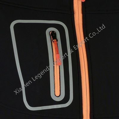 Rivestimento incappucciato caldo di Softshell della multi chiusura lampo della tasca degli uomini impermeabili all'aperto del rivestimento di Espandex