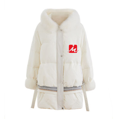 Piumino spesso lucido della pattuglia del cappotto del basso del piumino del ginocchio leggero di lana della crema