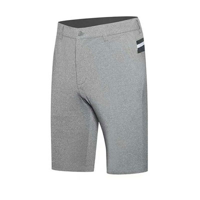 Il golf su ordinazione di allungamento mette i pantaloni in cortocircuito del golf degli uomini medi esili respirabili